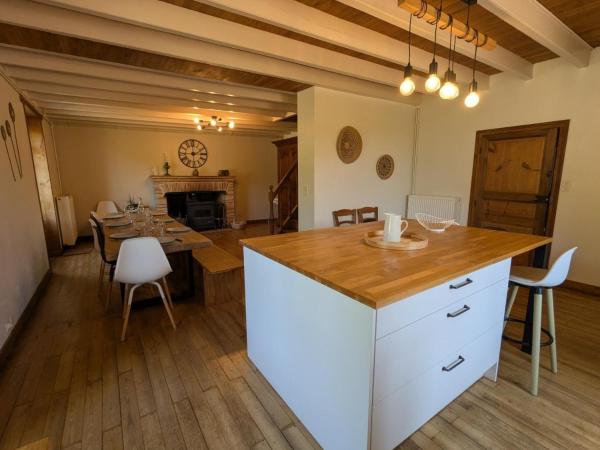 Maison Familiale De Campagne, Animaux Bienvenus - Fr-1-653-296 - Charente