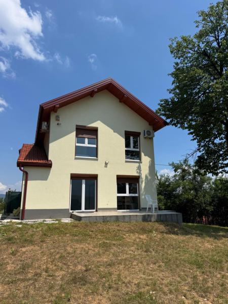 På billedet ses objektet Sky view villa beliggende i byen Obrovac.