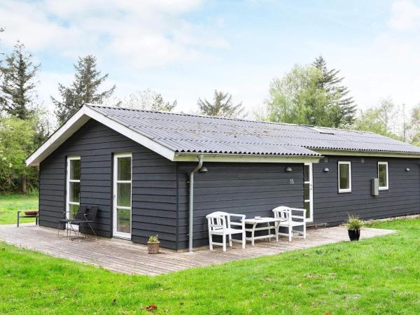 6 person holiday home in Vesløs-By Traum