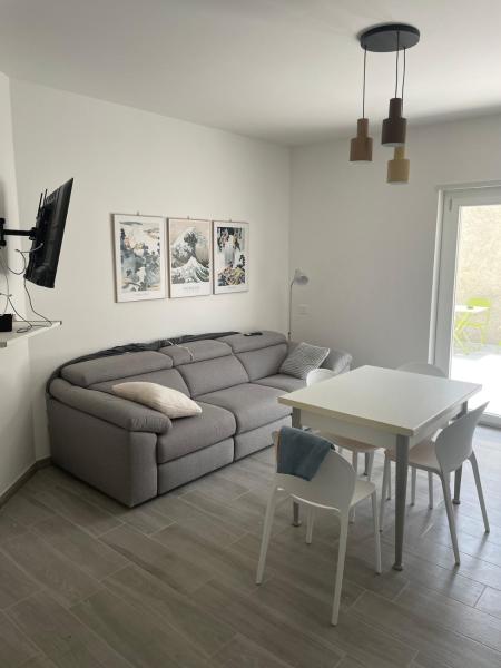 Modern Apartment With Private Garden - Soverato