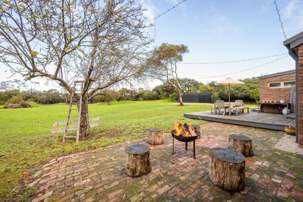 51 Cape Retreat - Outdoor Bath & Fireplace - Cape Schanck Lighthouse, Cape Schanck