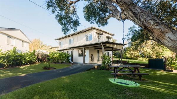 A la foto es mostra l'objecte Paperbark - Your Angourie Coastal Escape - Holiday Yamba situat a la ciutat de Yamba.