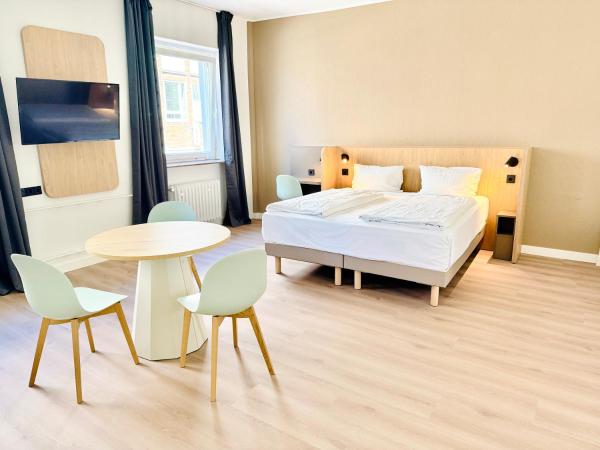 På billedet ses objektet Hotel am Kieler Schloss by Première Classe beliggende i byen Kiel.