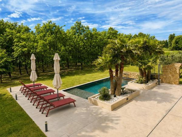 Mas Alba - Piscine & Jardin Privés - Climatisation - Proche Orange Avignon Chateauneuf Du Pape - Orange, France
