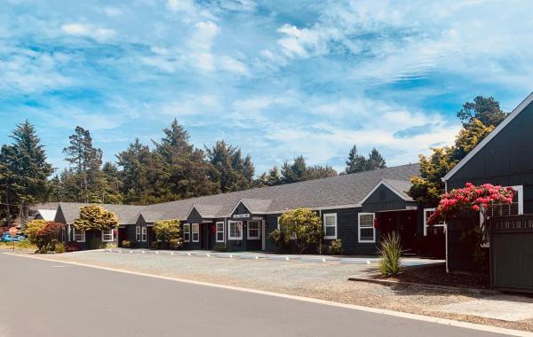 San Dune Inn