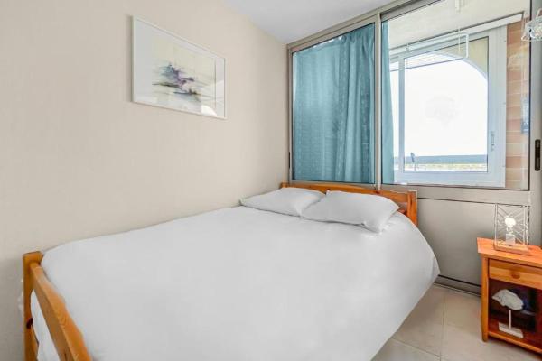 Magnificent 28 Square Meters Located In Leucate - La Franqui