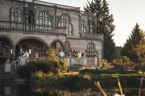 På bildet vises objektet Vineam Castle - Manor Guesthouse som ligger i byen George.