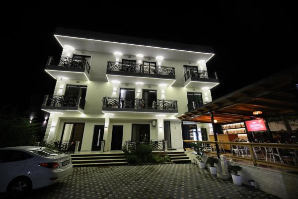 LiEl Holiday, Vlorë