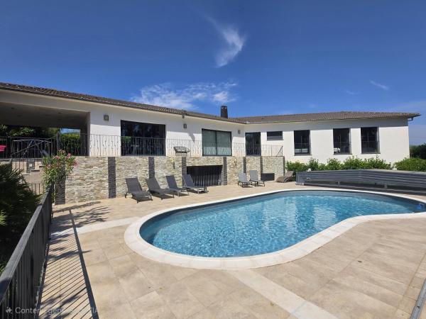 Grande Villa Contemporaine Avec Piscine - Lucciana
