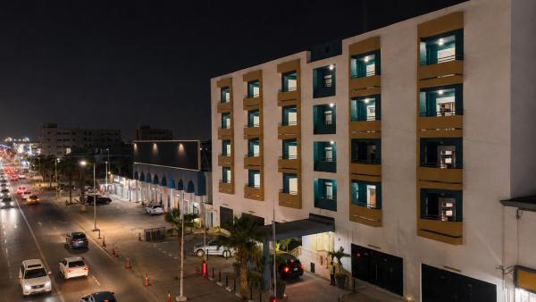 AB Business Hôtel, Nawakszut