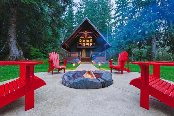 Red Tail Rendezvous A-frame Cabin Hot Tub Near Mt Rainier - Washington