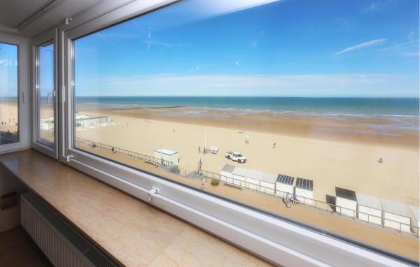 Lovely Apartment In Oostende With House Sea View - Ostende