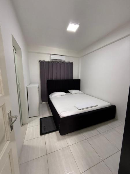 Kronos Apartments Nv - 수리남