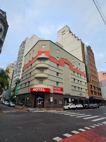 På bilden syns objektet Hotel Express Centro Histórico som ligger i staden Eldorado do Sul.