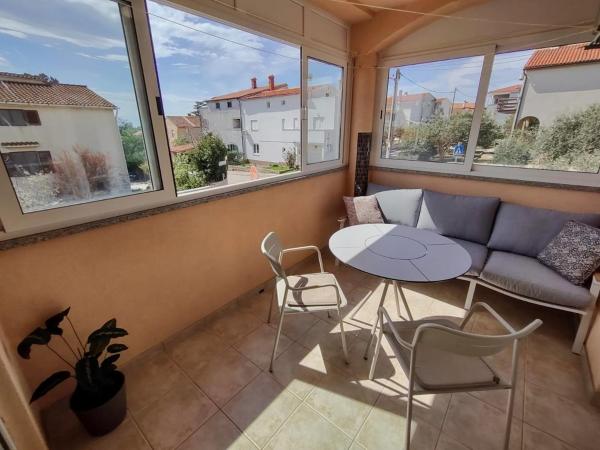 98a4 · Apartment Marea - Medulin