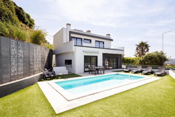 Villa Venda Nova - By Sch - Nazaré