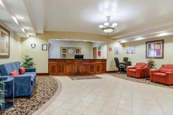 Super 8 by Wyndham Great Bend photo 6