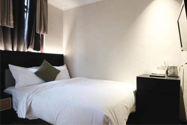 Asphodel Inn, 11 Hrs, Stay From 10pm - 9am - Singapore