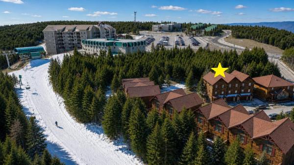 Loggers Run 2 Townhouse Near Slopes Hot Tub Garage - Snowshoe, WV