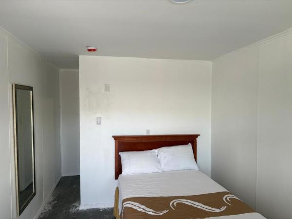 Royal Motel - Pocono Mountains, PA