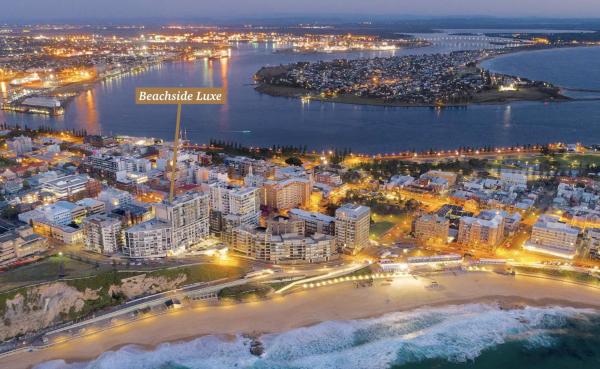 Beachside Luxe - Views - Car Space - Eats, Walks, Swims - Newcastle