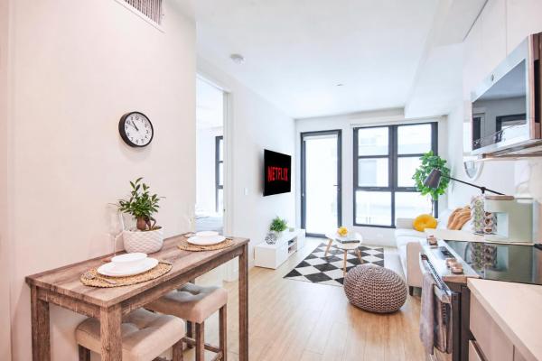 Modern 1br Oasis In Sm King Bed Rooftop Free Parking - Marina Del Rey, CA