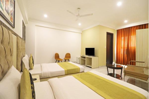 Hotel Almora Suites - Near Delhi Airport - Gurgaon