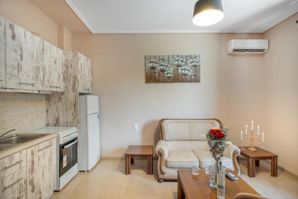 A la foto es mostra l'objecte Magician's Apartments situat a la ciutat de Ciutat de Lèucada.