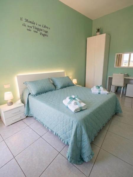 Na foto é possível ver o objeto B&B Rianna House localizado na cidade de Naples.