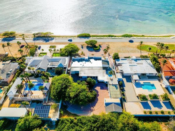 Oceanfront 4br Villa With Private Pool & Sea Views - Aruba