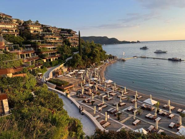 Dukly Luxury Villa Sea View First Line - Budva