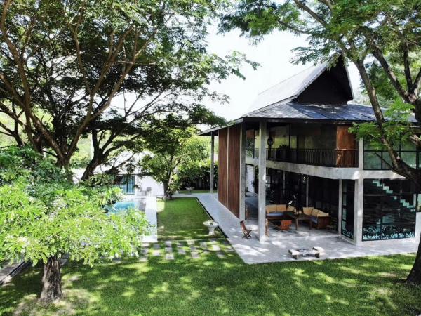 Maison De Lanna - Private Architect Villa - Chiang Mai