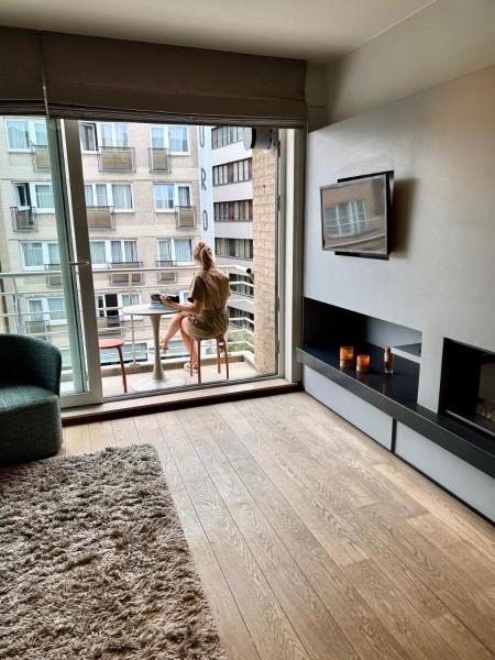 Seacast Oostende - Vakantieappartement 2 Slpk Met Terras En Zijdelings Zeezicht In Centrum - Ostende