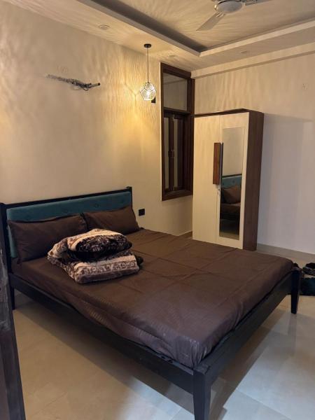 Radha Rani Premium Apartment - Yeni Delhi
