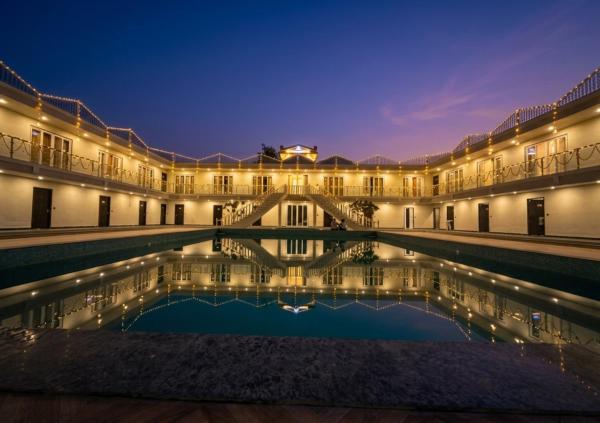På billedet ses objektet THE TRADE INTERNATIONAL, Jaipur beliggende i byen Dahmi.