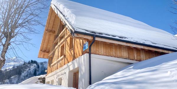 A la foto es mostra l'objecte Chalet accueillant avec vue sur la montagne - 180 m² - Valmorel situat a la ciutat de Les Avanchers.