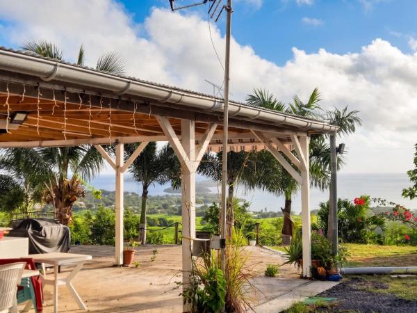 Maison De Charme Vue Mer Et Montagne Au François - Martinique