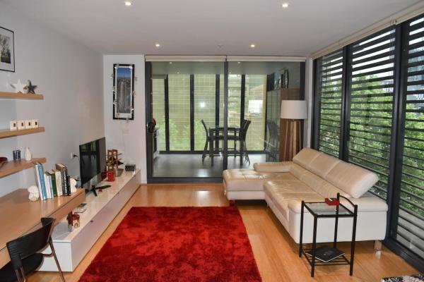Spacious 1 Bedroom Apartment In The Heart Of Melbourne's Cbd - Saint Kilda
