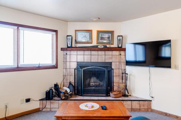 Ski Bowl Cottage! - Hunter Mountain, NY