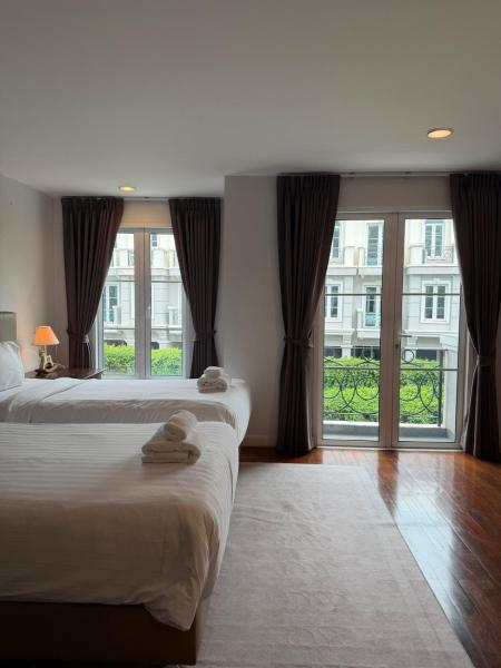 Entire 3bedroom Townhome, Shared Swimming Pool In Sukhumvit, 2942 - 방콕