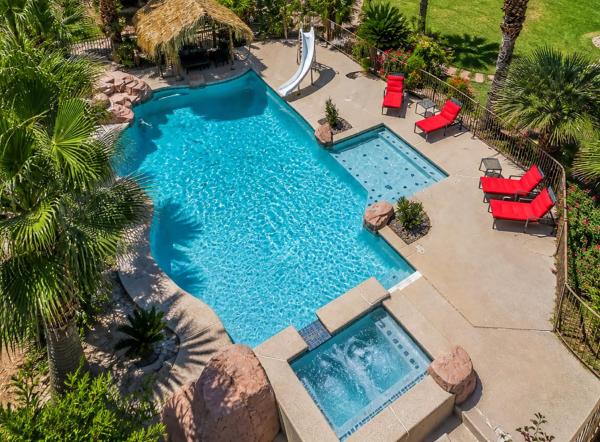 Resort Style Villa For Families & Groups With Pool, Hot Tub, Basketball, Mini Golf. - Las Vegas, NV