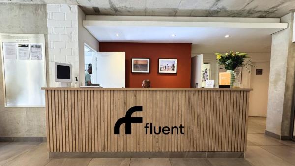 Six On N - Fluent Serviced Apartments - 캠스 베이