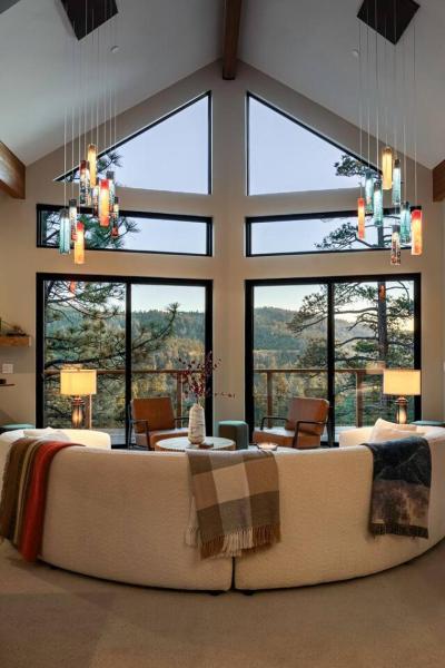 Pine And Paw - Big Bear, CA
