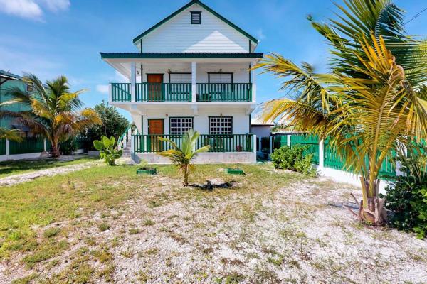 Roughrider Inn Gold Standard Certified, Caye Caulker