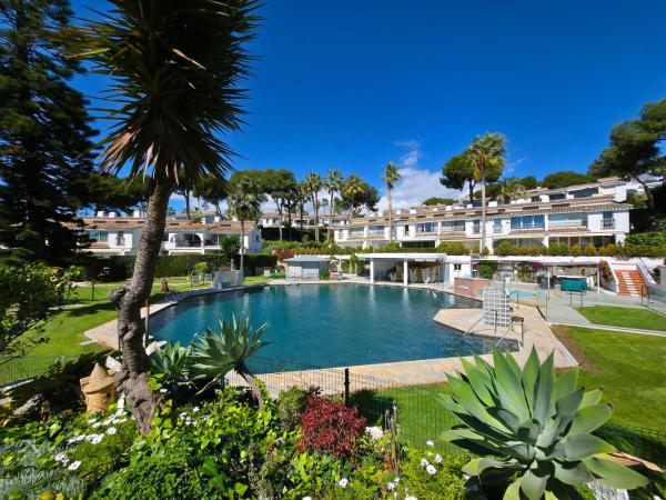 Casa Amigos Miraflores - Sitio de Calahonda