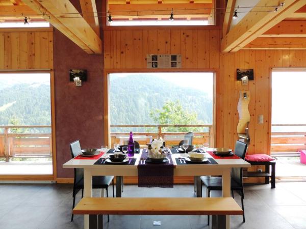 Chalet Charmant Aux Gets Avec Vue Sur Montagne Et Cheminée - Les Gets