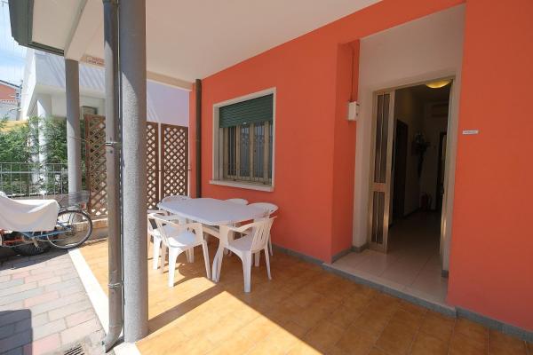 Casa Rossa Tomasini Appartamento Per Famiglie, Tre Camere , Spiaggia Compresa - Jesolo
