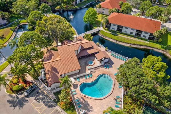 Shorewalk Villa - Bradenton, FL