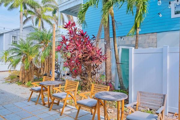 Bungalow W - Bradenton Beach
