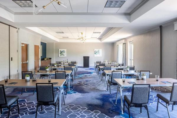 Crowne Plaza Ft Myers Gulf Coast By Ihg - Lehigh Acres, FL